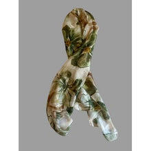 Load image into Gallery viewer, Rectangle Silk Scarf
